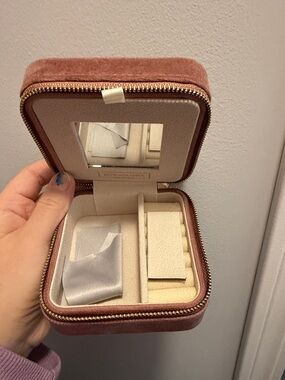 Velvet Travel Jewelry Case - Rose Brown